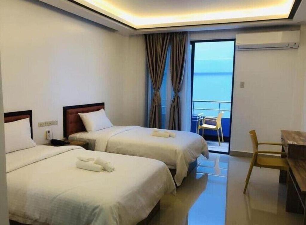 โรงแรมพรีเมรา ซัมบวงกา ภายนอก รูปภาพ