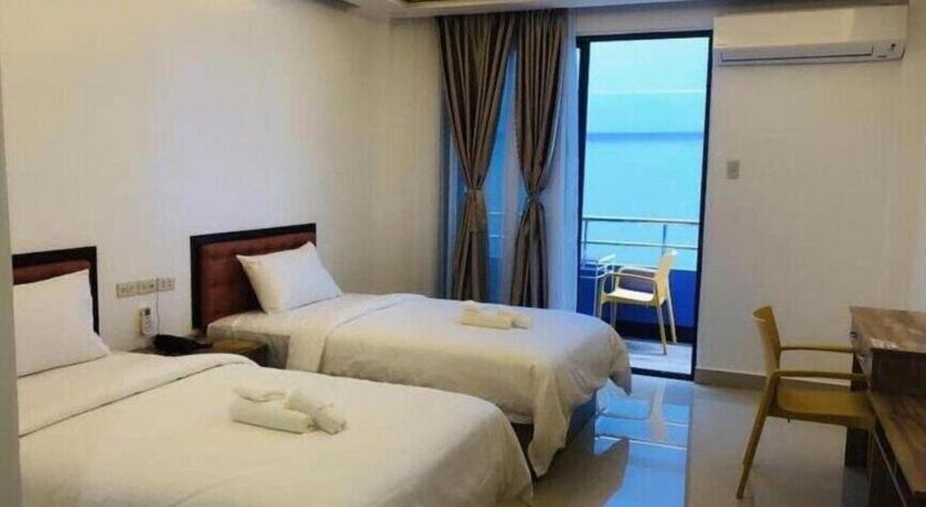 โรงแรมพรีเมรา ซัมบวงกา ภายนอก รูปภาพ