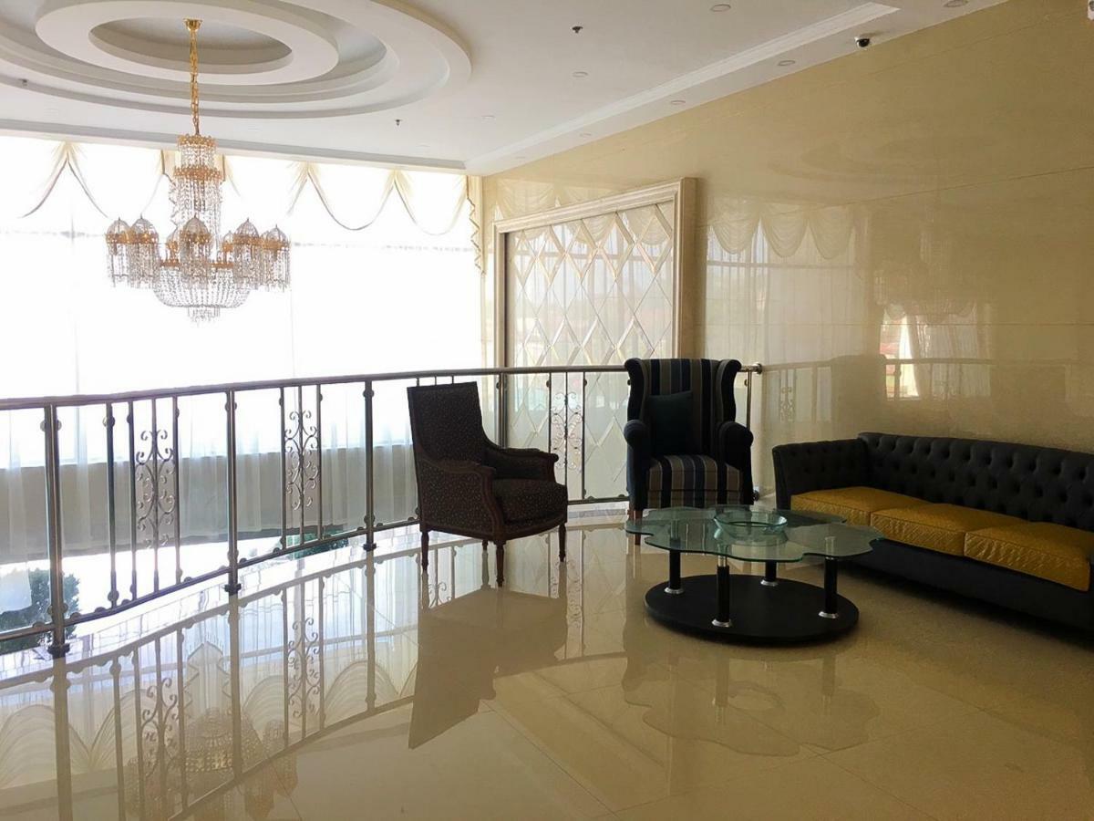 โรงแรมพรีเมรา ซัมบวงกา ภายนอก รูปภาพ